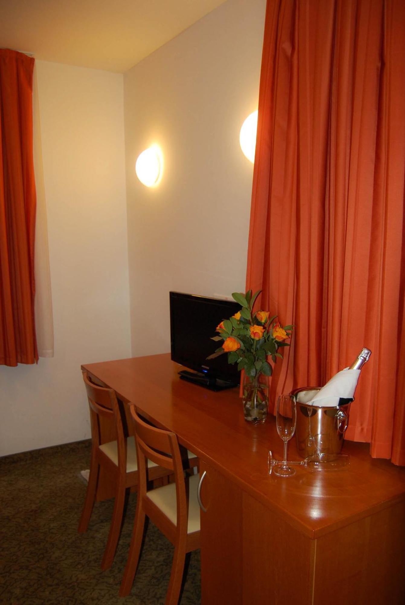 Penzion Pri Slovenc Dol pri Ljubljani Extérieur photo